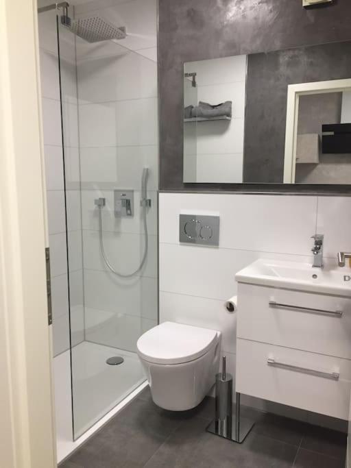 Modern Eingerichtetes Apartment Naehe Hauptbahnhof 布伦瑞克 外观 照片